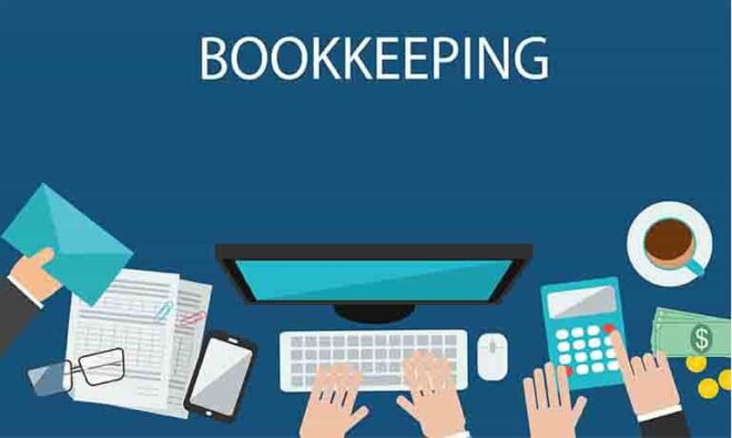 Online Content Creators Record Expenses in Bookkeeping
